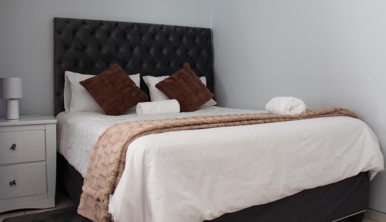 Abigail'S Studio Apartment @ Trift Tower Windhoek Exterior foto